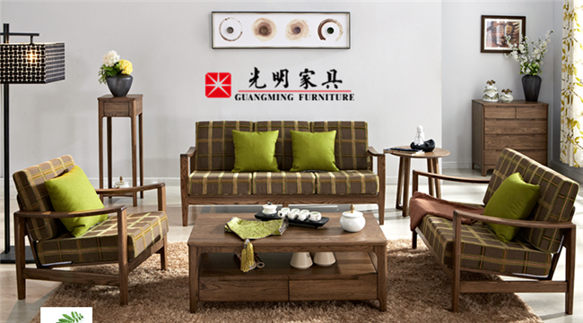 追求高品質(zhì)的家居環(huán)境，從優(yōu)質(zhì)實(shí)木家具開(kāi)始
