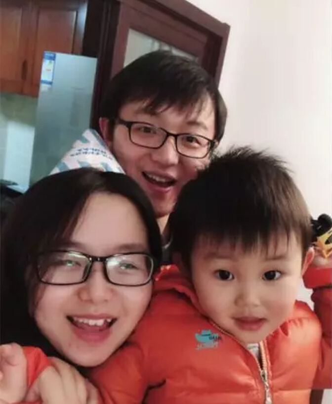 “買套實木家具，送你個老婆！你虧不虧？”
