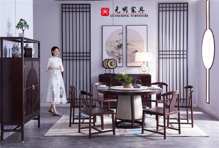 精選實木餐桌，讓家居生活更美好
