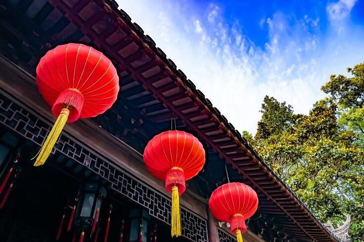 東方美與中國(guó)紅的完美相約，質(zhì)美實(shí)木家具鑒賞