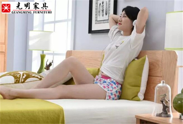 大美至簡現(xiàn)代生活，北歐風格原木色實木家具